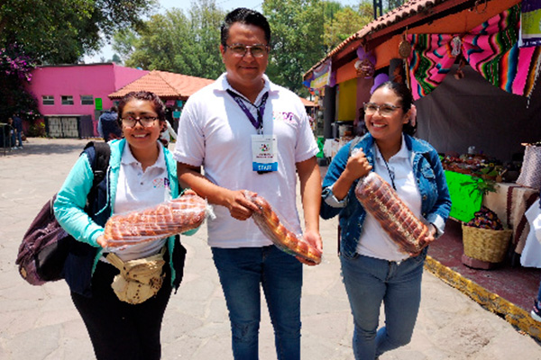 Participa SMDIF de Huactzinco en el Encuentro Nacional de Sistemas Municipales DIF