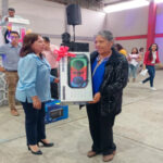 Festeja gobierno municipal de Huactzinco a las mamás en su día